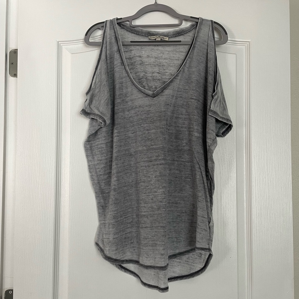 Cold shoulder top